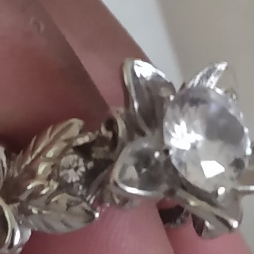 Ring - Picture 5 of 5